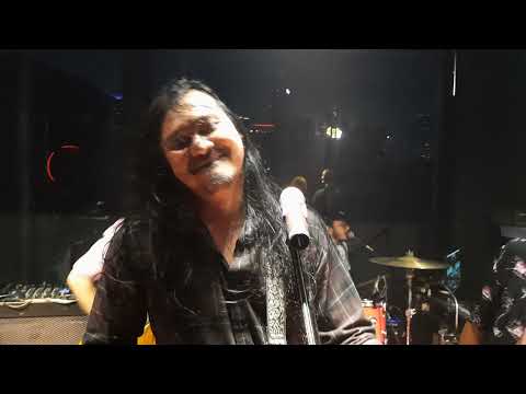 HEART BREAKERS X STEVI ITEM  - BEBAS (LIVE AT ODIN) NO EDIT