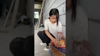 無垢な彼女と一緒に働きませんか？　#shorts  #workout  #girl