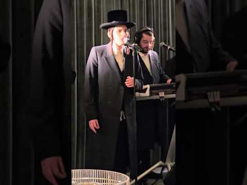 קלי למה עזבתני דינר ספינקא בלונדון diner in London