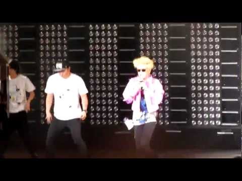 [HD] SHINee Key- My First Kiss (ft Krystal) at SMTown NYC MSG