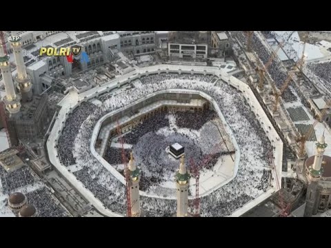 VOA - BERHAJI KE TANAH SUCI DARI AS GUNAKAN SISTEM DAFTAR ONLINE