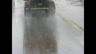 preview picture of video 'Driving from sandstrorm into a rainstorm, Dubai to Fujairah, Nov 2010'