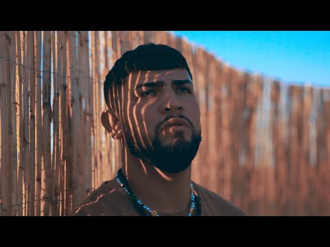 León Bravo - Sigo pensándote (Videoclip Oficial)