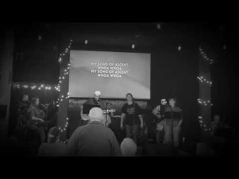 Highlands (Song Of Ascent)/ Broken Vessels (Amazing Grace) -