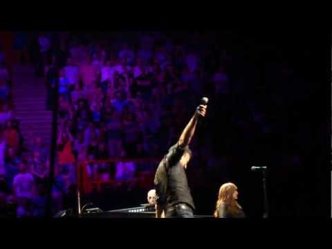 Bruce Springsteen & The E Street Band - My City Of Ruins (04/07/2012  Paris Bercy)