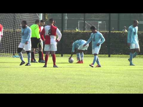 4 okt 2015 UVV 1 - Hoograven 1 com 1-2 Penalty voor Hoograven in blessuretijd