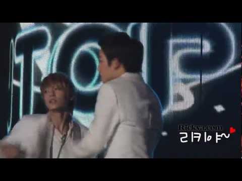 111231 틴탑 '향수 뿌리지마' 리키 직캠 - MBC 가요대제전