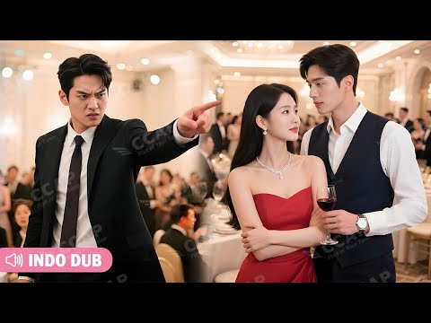 CEO benci Cinderella tapi merasa cemburu ketika melihatnya dengan pria lain