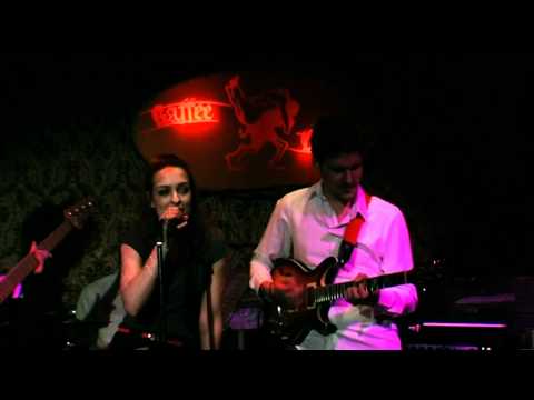 Der billige Mascara LIVE - Vivian van der Spree