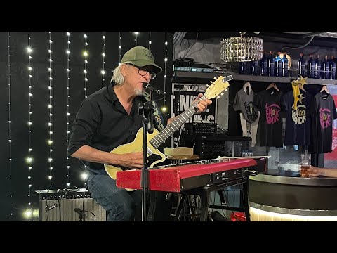 Howe Gelb - Wolfy (Giant Sand) / Lemon Rock Granada 20/05/25