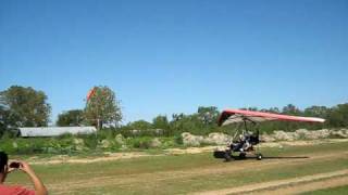 preview picture of video 'Trike Air Gliding - Granite Shoals, TX 10/17/09'