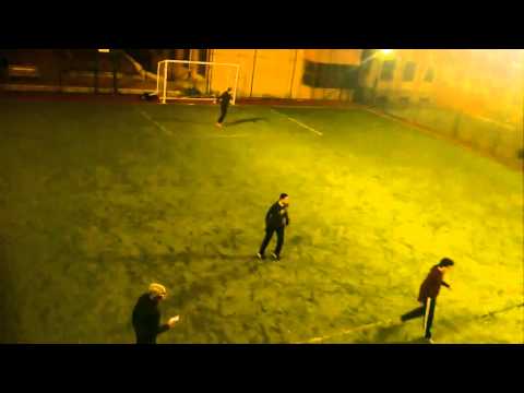 Futbol Arena Halı Saha 2 18.12.2015 21:30 - akillisaha.com