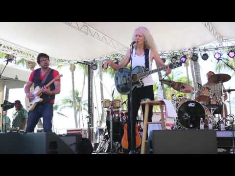 download lagu mp3 mp4 Elephants Debt, download lagu Elephants Debt gratis, unduh video klip Elephants Debt