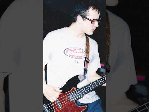 How to get Matt Sharp's bass tone in 30 seconds! #bass #bassguitar #weezer