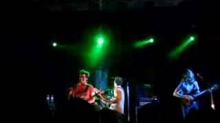 &quot;Girls On Trampolines&quot;-Ludo