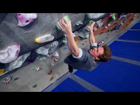 Nikken Is Pinching His Way Up A V10 This Bouldering Session!