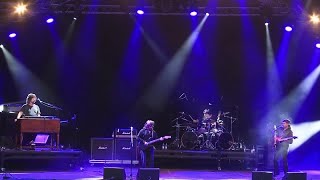 Vanilla Fudge - You Keep Me Hangin&#39; On (Live At Sweden Rock 2016) (50 Years Vanilla Fudge)