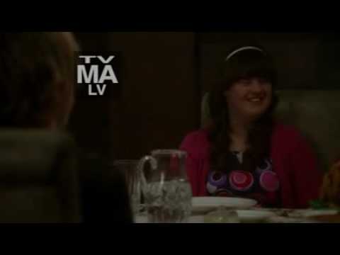 AHS Tate bendiciendo la mesa