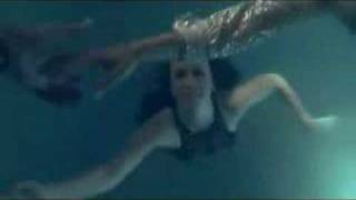 Alanis Morissette - Underneath