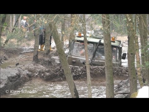 Robur Lo Extrem Fahrt durch das Wasserloch Peckfitz 2018