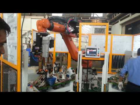Kuka spot welding robot(1)