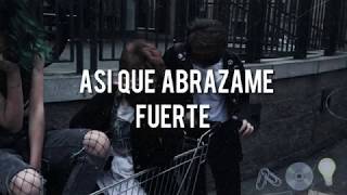 Hold Me Tight Or Don't - Fall Out Boy l Sub Español