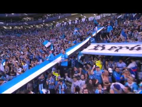 O gol de Bobô para o Grêmio contra o Fluminense pelas quartas de final da Copa do Brasil 2015