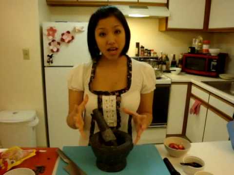 Papaya Salad 2 (old version) - Hot Thai Kitchen!