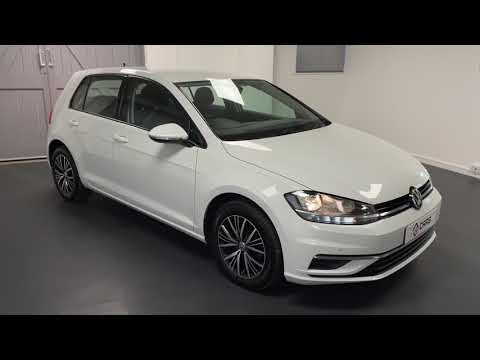 Volkswagen Golf 1.0 TSI SE Nav Tech
