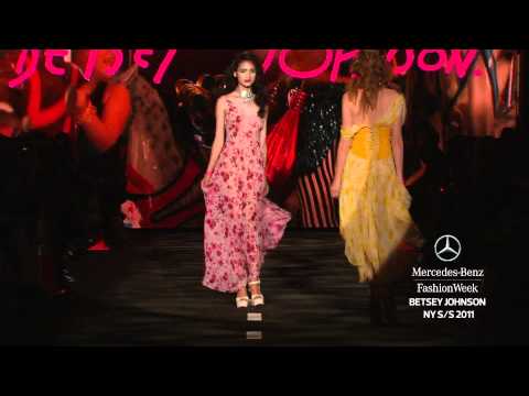 BETSEY JOHNSON SPRING 2011, MERCEDES-BENZ FASHION WEEK NEW YORK