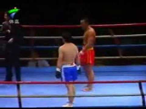 Kyokushin_vs_San_Shou_Dec2005_I_3