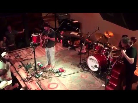 Keller Williams Trio. Memphis, TN.