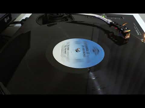 Dynamix II Featuring MC Kid Money – Feel The Bass (Scratch Version)