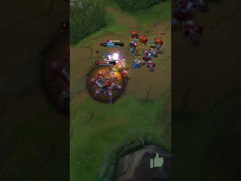 Urgot in a fistfight vs warwick League of Legends Montage Moment  #Shorts 42