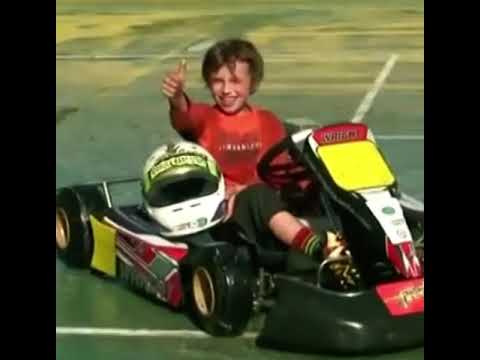 Lando Norris does donuts in a go-kart...