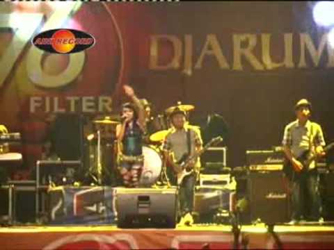 Rina Amelia - Ingin Ku Lupakan | Dangdut (Official Music Video)