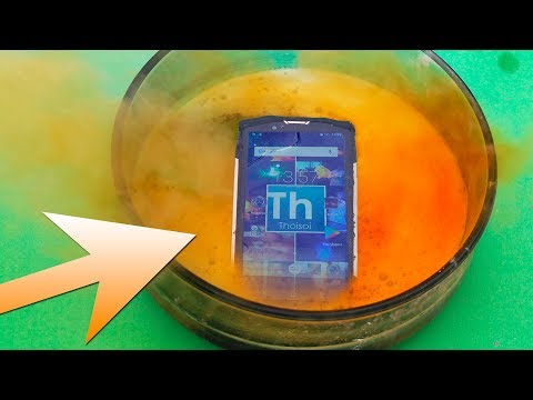 КИПЯЩАЯ АЗОТНАЯ КИСЛОТА ПРОТИВ СМАРТФОНА!