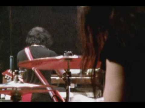 White Stripes - Live at Blackpool Lights - Truth Doesn't Make A Noise