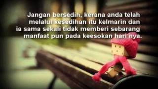 Download lagu Tersenyumlah Wahai Hati Yang Bersedih. ! mp3