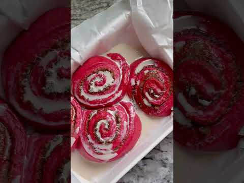 The holiday rolls are goals! 🤎 #holidaydessert