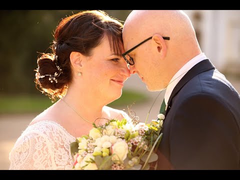 Svatební video FAMOUS AGENCY - MARTINKA & MIREK - 23.4.2022