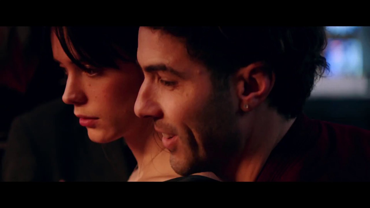 Miniature de la vidéo JOUEURS - Bande Annonce VF du film Joueurs