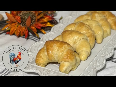 Easy Butter Croissants\Soft, Flaky and Delicious\No-Knead\Make-Ahead\Thanksgiving & Christmas Baking