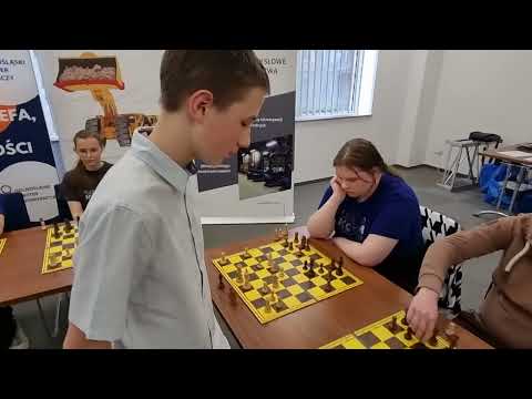 Symultana szachowa z Tykhonem Cherniaievem