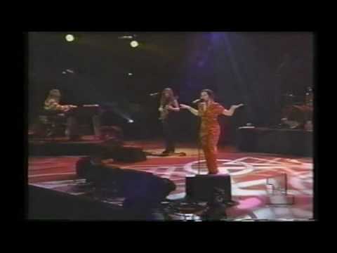 Natalie Merchant - Carnival (1995) E. Rutherford, NJ