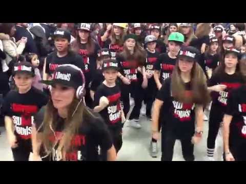Flash Mob Sweet Devils Decathlon