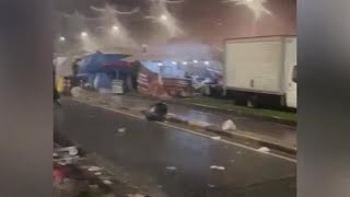 Tromba d'aria in Calabria travolge le bancarelle della fiera di San Giuseppe