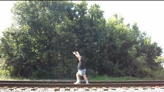 preview picture of video 'Amtrak Train Chases Me Then I Chase It'