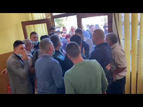 Incidente electorale. PSD Dolj: Primar PNL lovind un candidat PSD