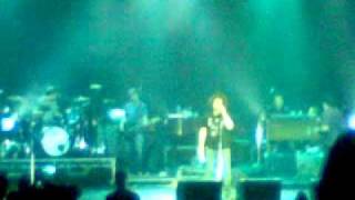 1492 and perfect blue buildings counting crows live in melbourne